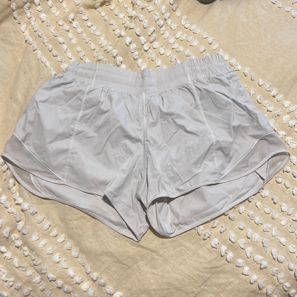 lululemon hotty hot 4” low rise